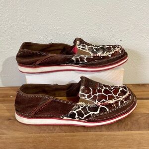 Ariat Cruisers Giraffe Print Cowhide Slip On Loafers Womens Size 8.5 Casual Shoe